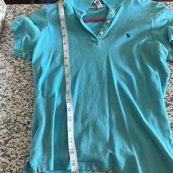 A&F polo 🌀 - Picture 3 of 3